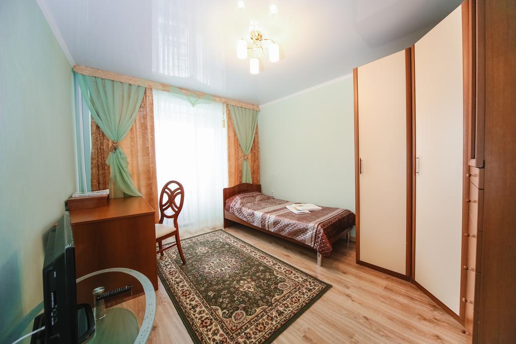Sary Arka Hotel Pavlodar Exterior foto